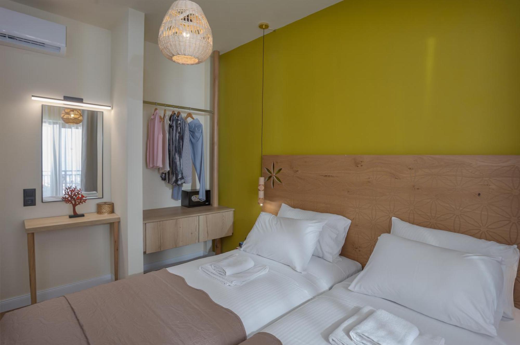 Driades Luxury Apartments Hersonissos  Exterior photo